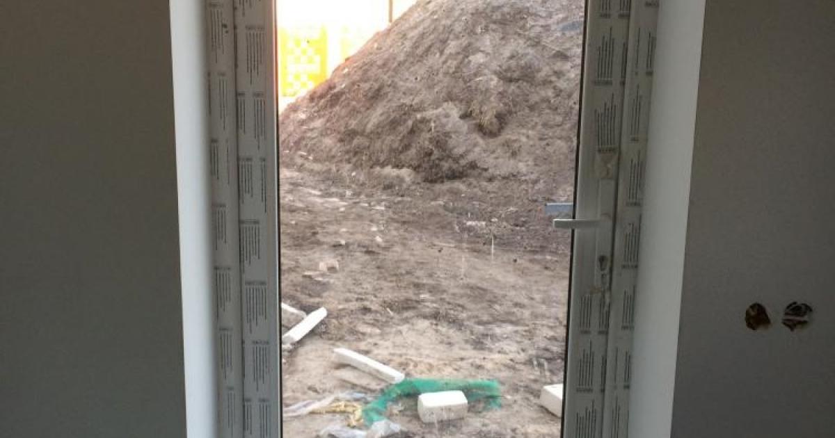 Door T PVC 900 x 2200 mm