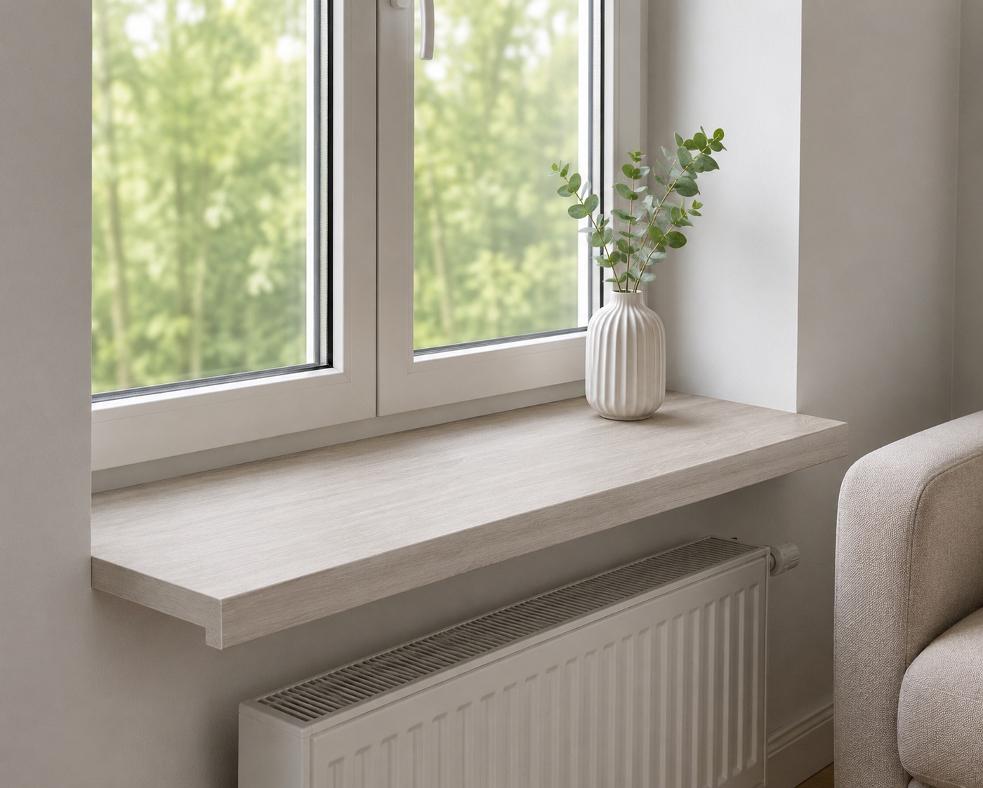 Oak window sill in an interior, WEISS finish